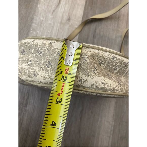 GUCCI Centennial Line Shoulder Bag GG PVC Leather White- VINTAGE PRELOVED FIXER - Picture 6 of 16